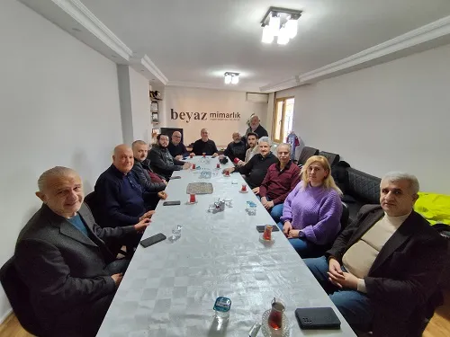 BAYRAM BEKAR GAZETECİLERLE BİR ARAYA GELDİ