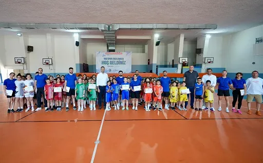 Kartal Belediyesi Ücretsiz Yaz Spor Okulu 1.Dönem Mezunlarını Verdi