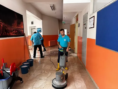 KÂĞITHANE’DEKİ OKULLAR YENİ EĞİTİM DÖNEMİNE HAZIRLANIYOR