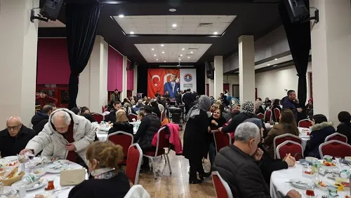 Maltepe’de İlk İftar Komşularla Açıldı