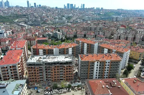 HİZMET SİTESİ SAKİNLERİ YENİ YUVALARINA KAVUŞMAK İÇİN GÜN SAYIYOR