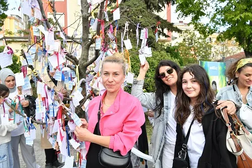 BEYLİKDÜZÜ HALKI BAHARI HIDIRELLEZ ŞENLİĞİ İLE KARŞILADI