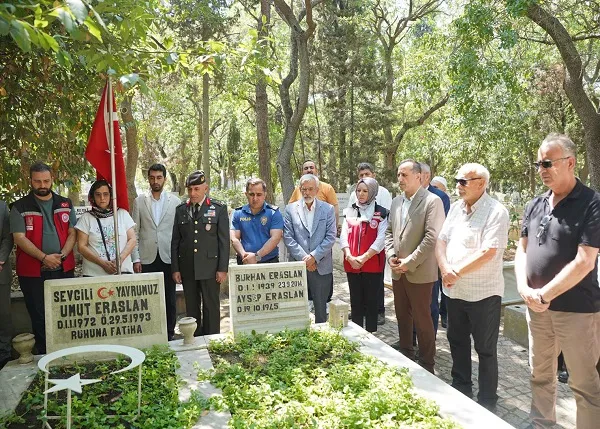 VATAN UĞRUNA CAN VEREN TÜM ŞEHİTLERİMİZİ RAHMET VE MİNNETLE ANIYORUZ
