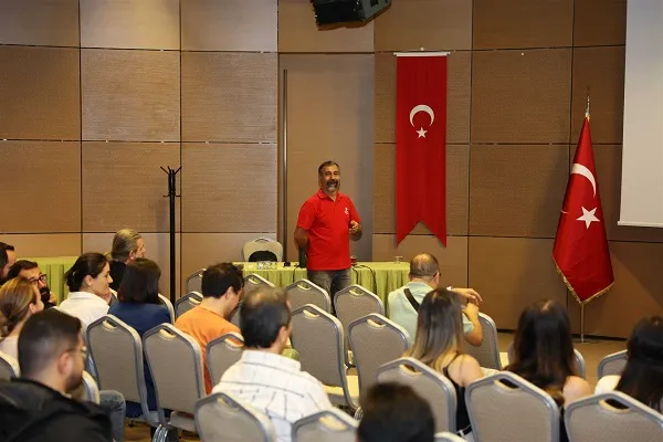 PERSONELE MOBBİNG EĞİTİMİ VERİLDİ