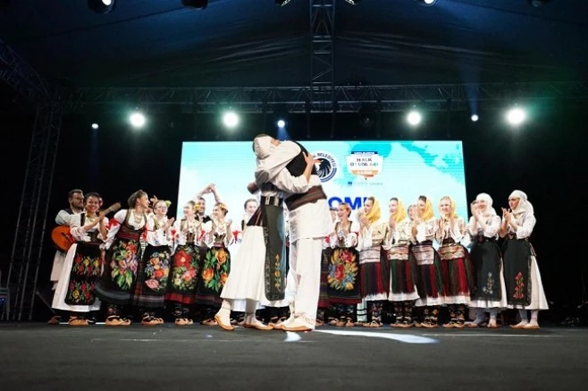 Festivalde Evlilik Teklifi Sürprizi