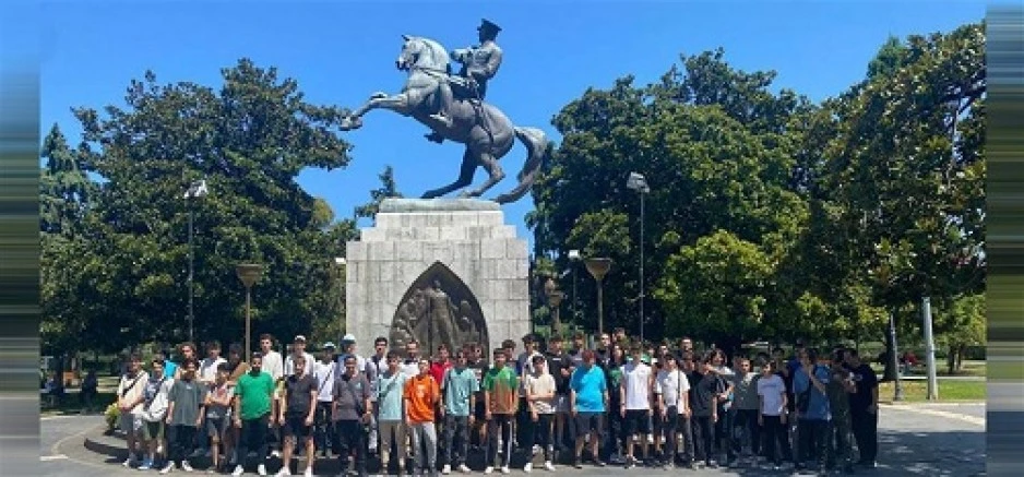 Gaziosmanpaşalı Gençler Kamp Etkinliklerinde Buluştu: Doğa ve Macera Dolu Anlar