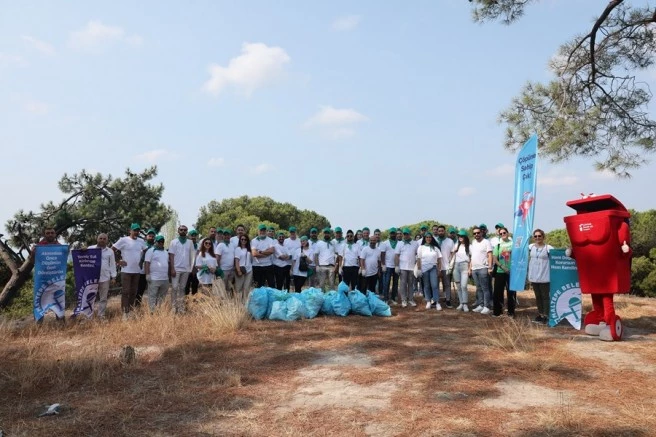 Ormandan 52 Kilo Atık Topladılar