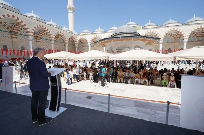 Yaz Kuran Kursları Kapanış Programı ve Çocuk Şenliği Çamlıca Camii’nde Düzenlendi